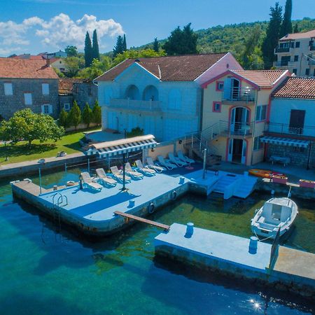 Porto Del Sole Apartments Tivat Bagian luar foto