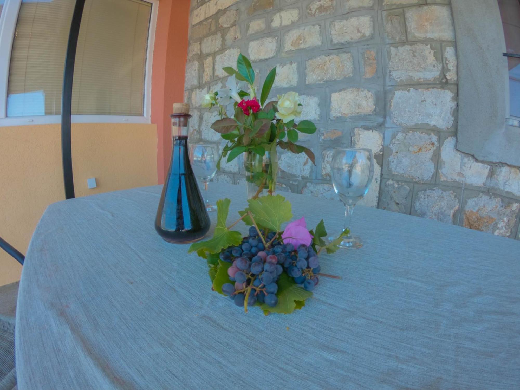 Porto Del Sole Apartments Tivat Bagian luar foto