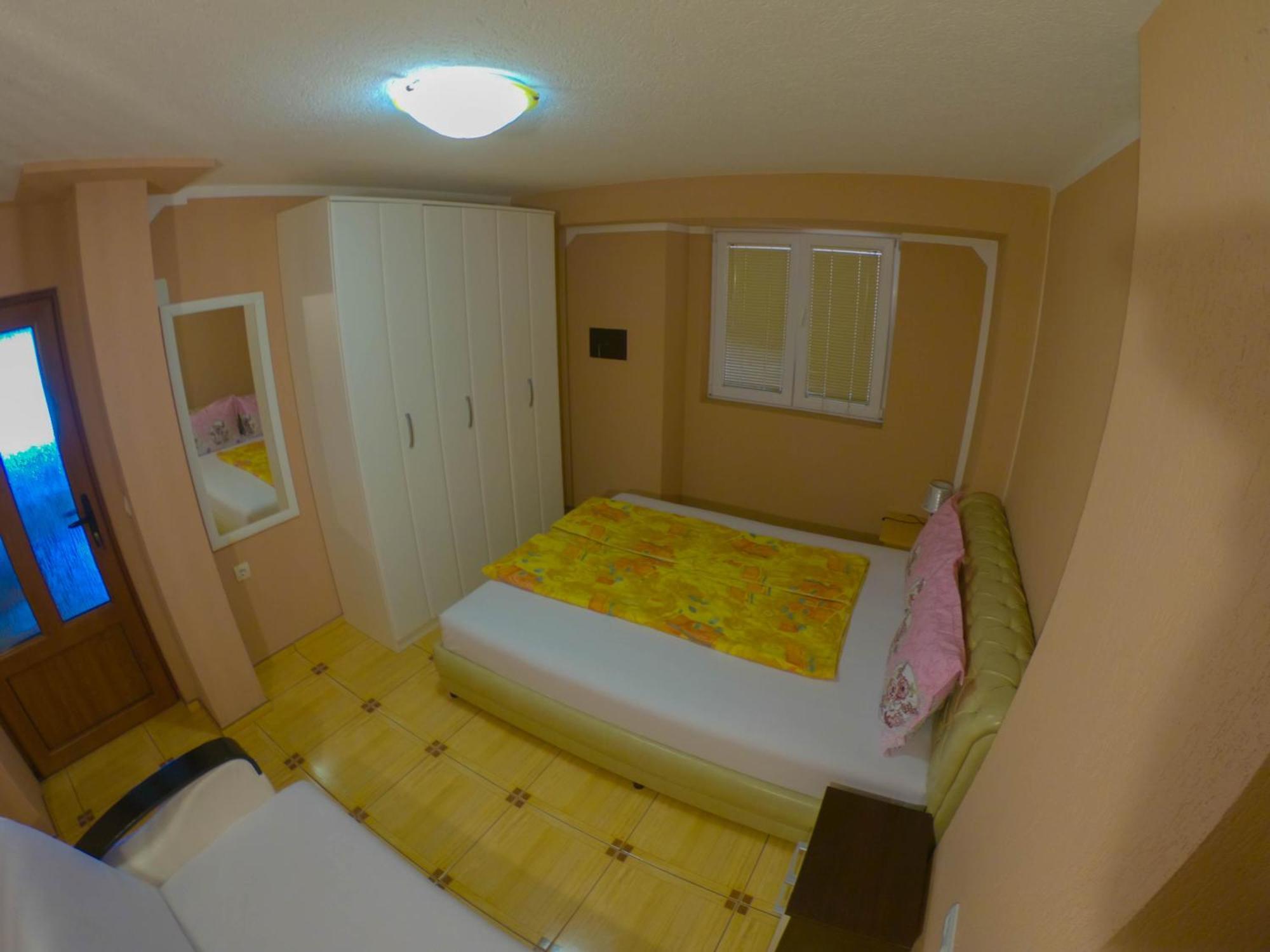 Porto Del Sole Apartments Tivat Bagian luar foto