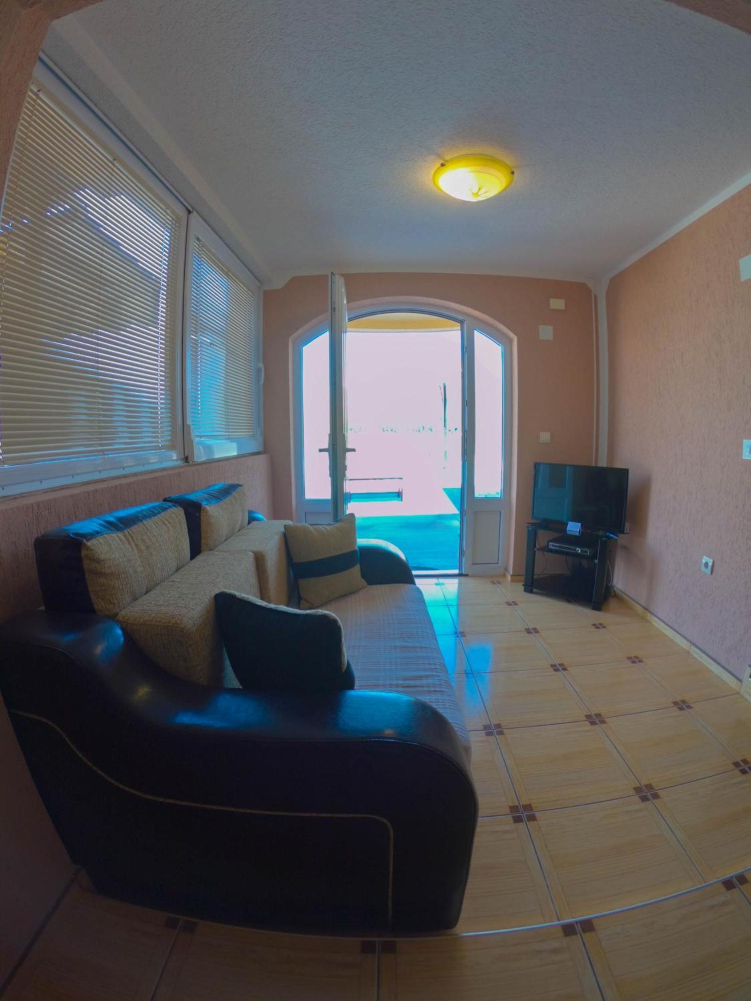Porto Del Sole Apartments Tivat Bagian luar foto